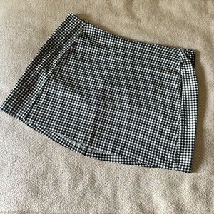 Urban Outfitters Plaid Mini Skirt, size L